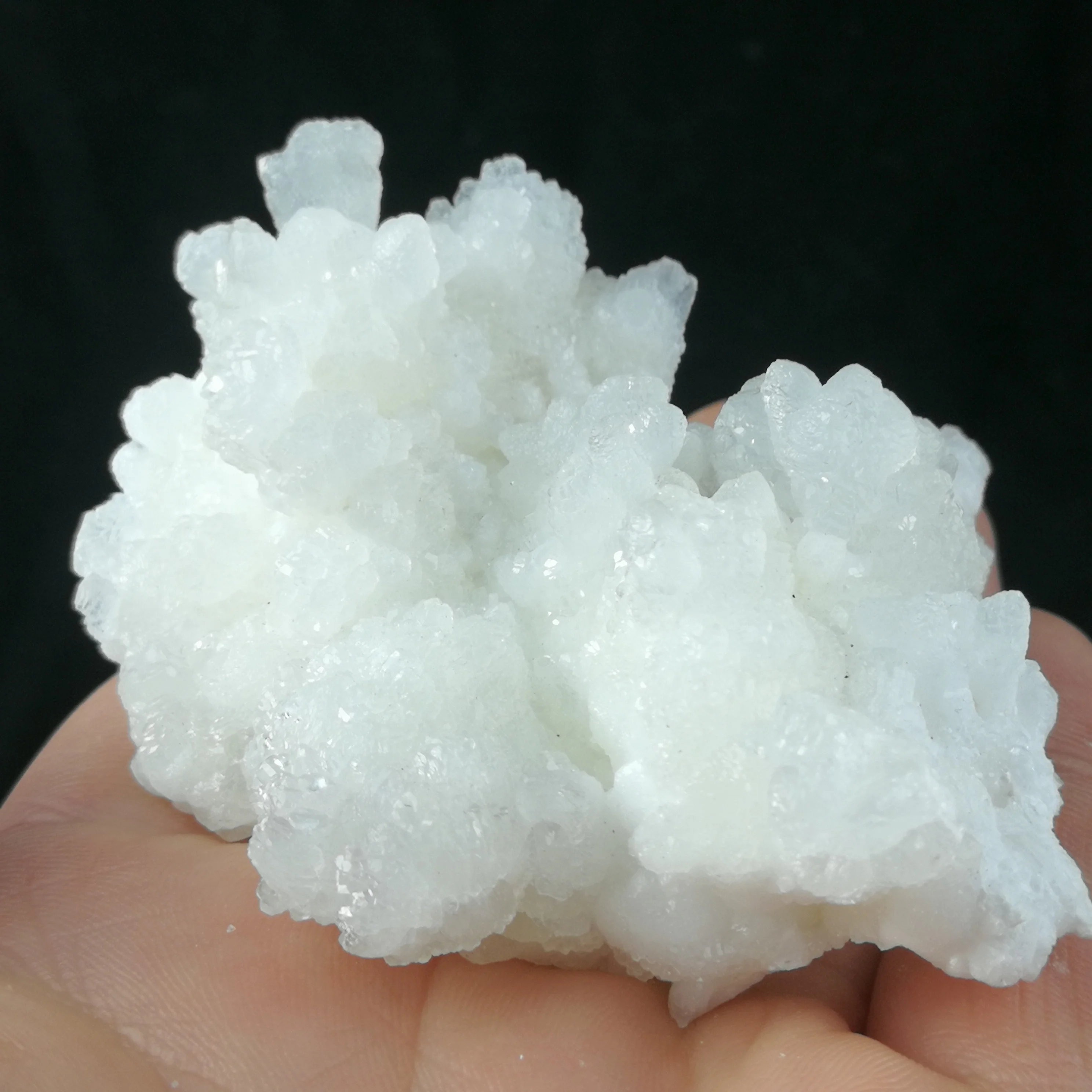 

145,9 натуральный гидроцинит, минеральный образец, домашнее украшение