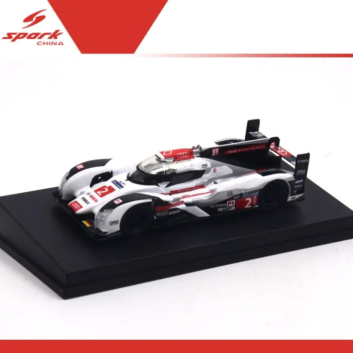 

Spark 1:64 R18 n.2 Winner Le Mans 2014 Diecast Model Car