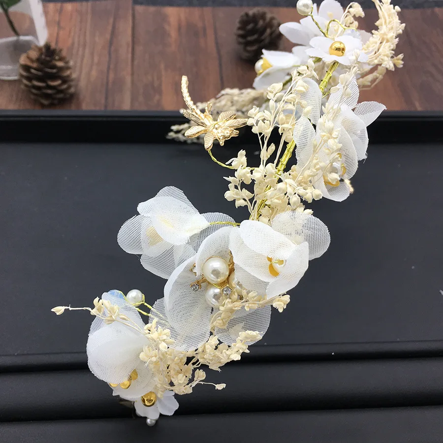 

Bride Wedding Tiara Full Of Stars Dried Flowers Headwear Wedding Accessories Headband Garland Romantic Party