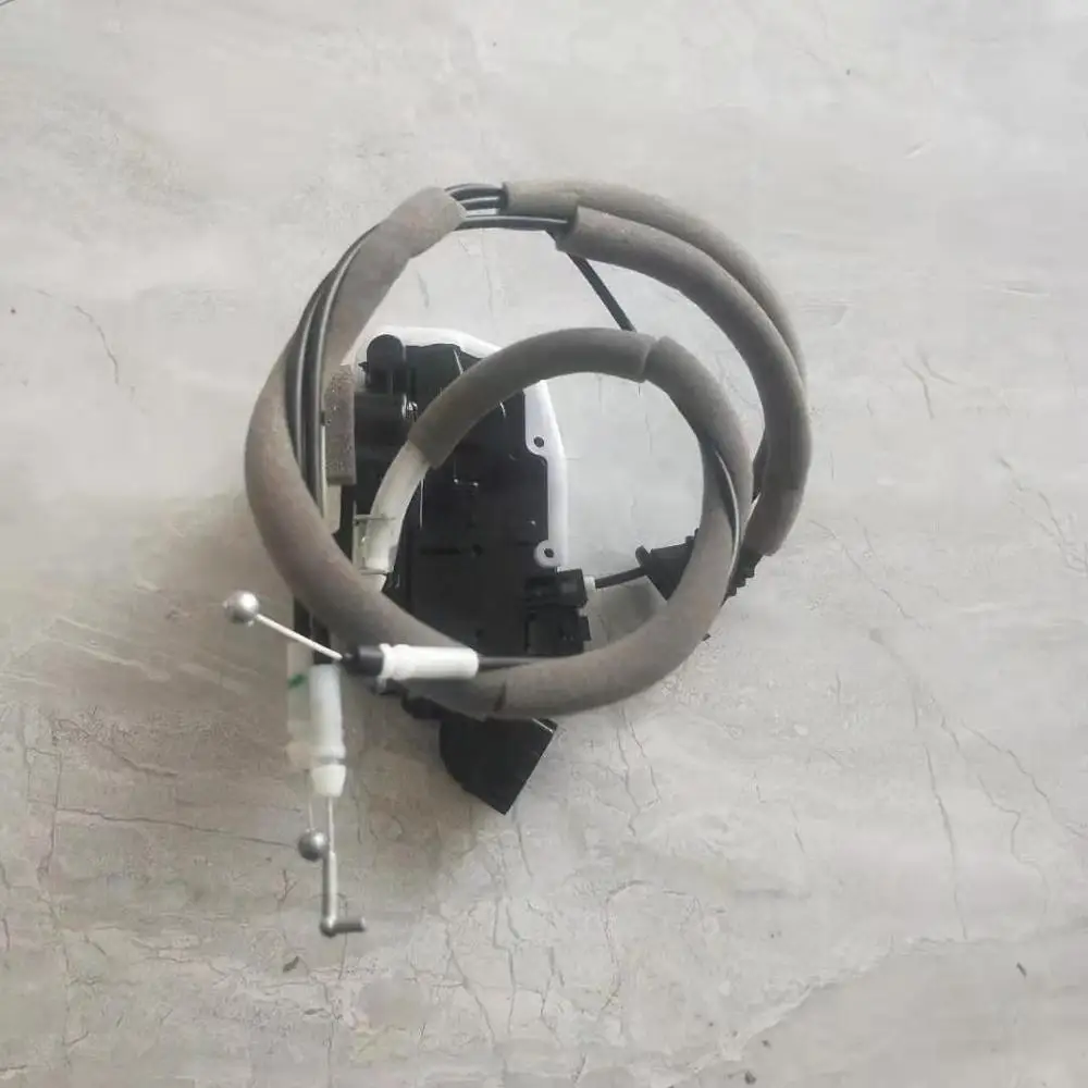 WEILL 6105110XJ08XB/6105120XJ08XA/6205110XJ08XA/6205120XJ08XA дверной замок для Great wall voleex C30|Защитный корпус