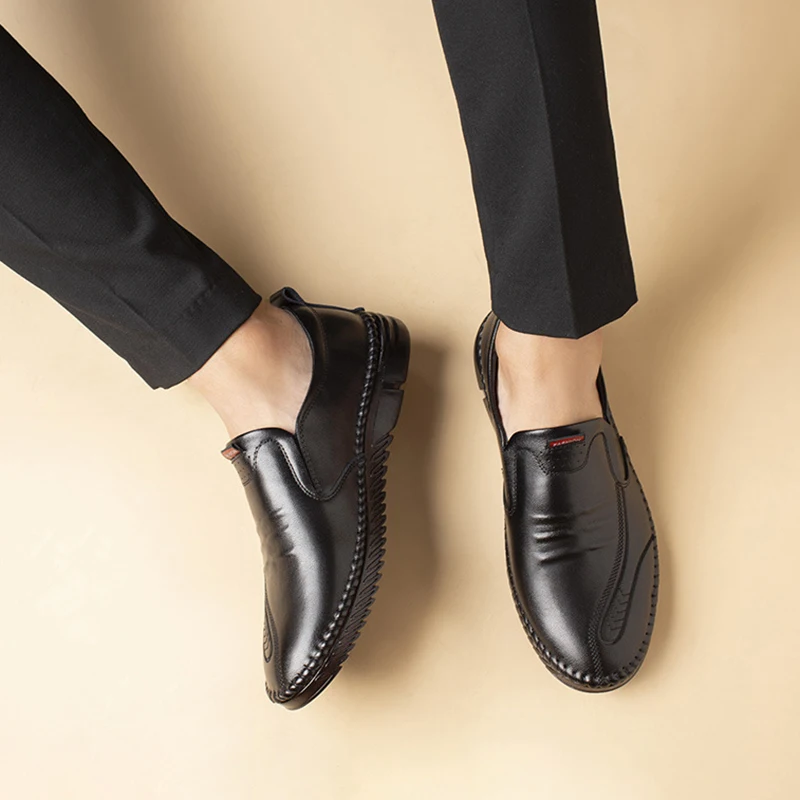 

WOTTE 2020 Comfortable Leather Men Casual Shoes Slip On Lazy Loafers Spring Autumn Man Soft Light Footwear Flats Shoes