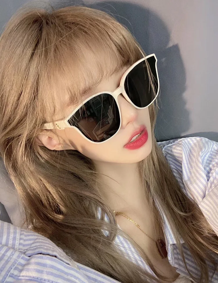 2021 Personality Korean Version Of The Cool Big Box Classic Sunglasses Men Women Fashion Street Photography Travel Seaside