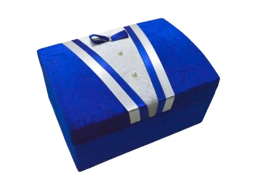 

Groom Figured Makeup Boxes Navy Blue