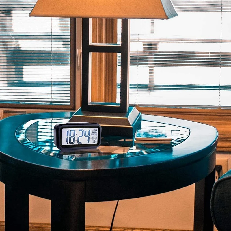 Alarm Clock LED Display Digital Snooze Night Light Battery With Date Calendar Temperature | Дом и сад