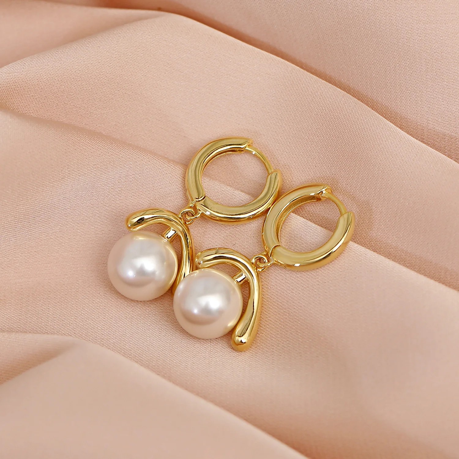 

Минималистичные ювелирные изделия с имитацией жемчуга W/S925 Серебряные серьги-гвоздики с ушными иглами W/ECO Brass14kGold ювелирные изделия для женщ...