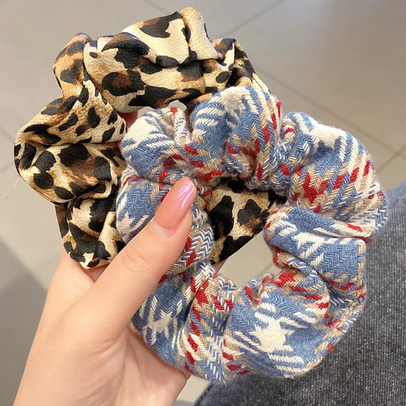 

[Xwen] 2021 New Printed Blue Plaid Large Intestine Hair Rope Hairband For Women Ponytail Simple Fashion Hair Accessories OH1783