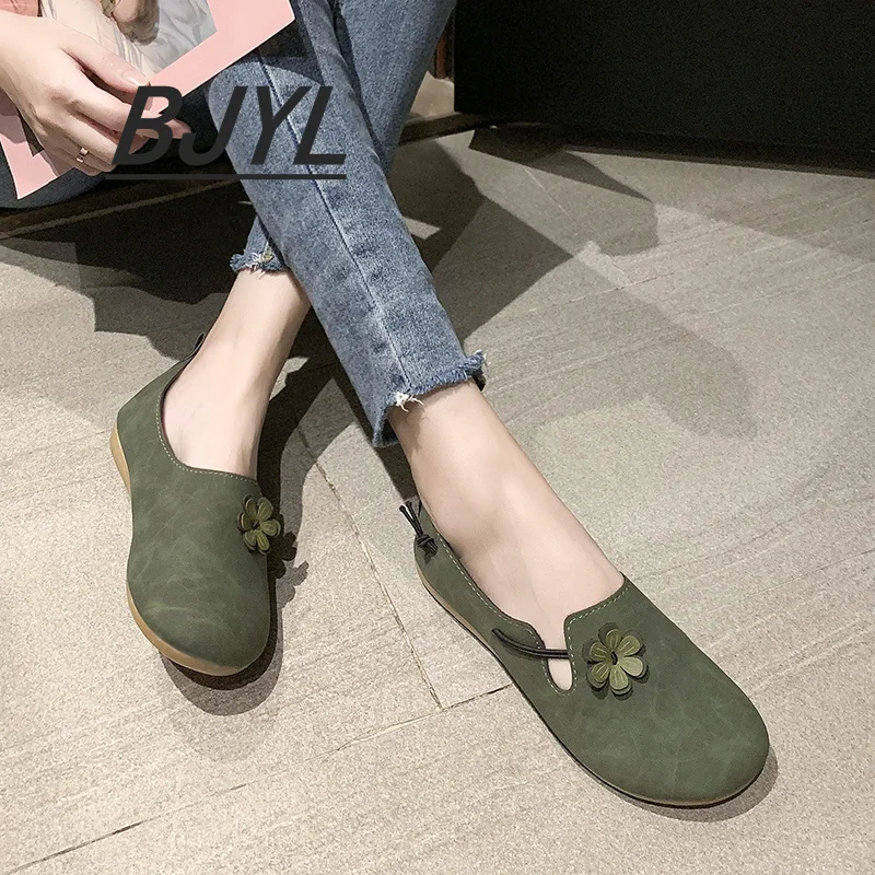 

Peas Shoes Female 2021 Autumn Cute Flower Doll Shoes Retro Zen Middle Mouth Flat One Pedal Cotton and Linen Single Shoes