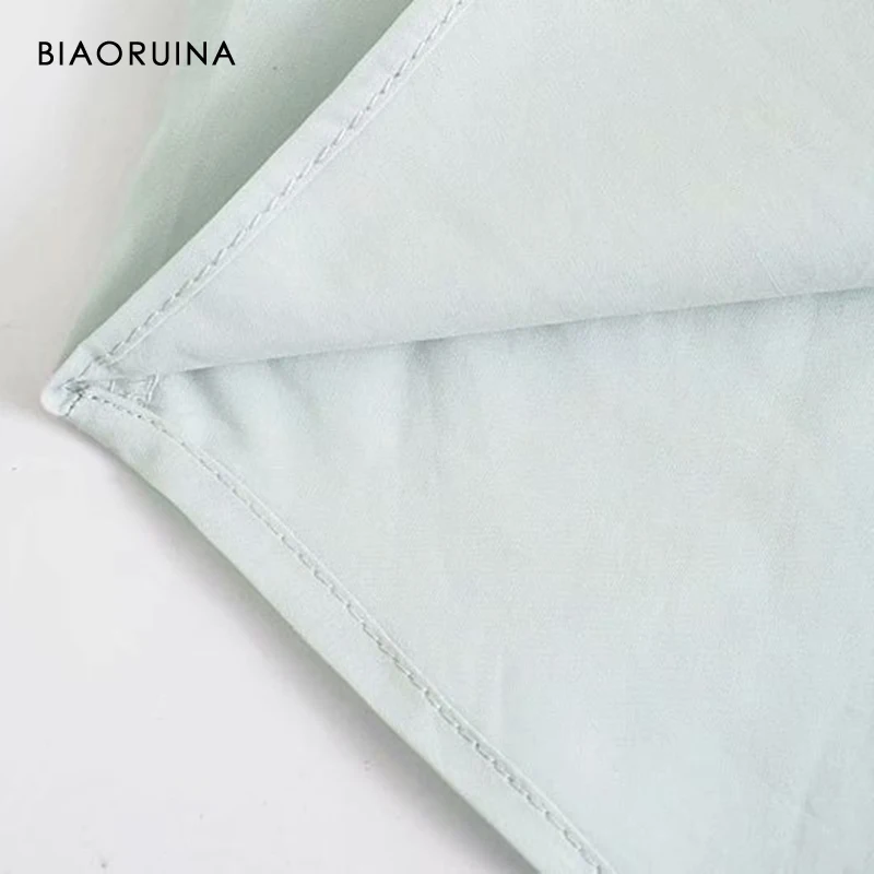 

BIAORUINA Women's 2021 Back Single Breasted Loose Elegant Shirt Turn Down Collar Office Lady Poplin Fashion Blouse Tops