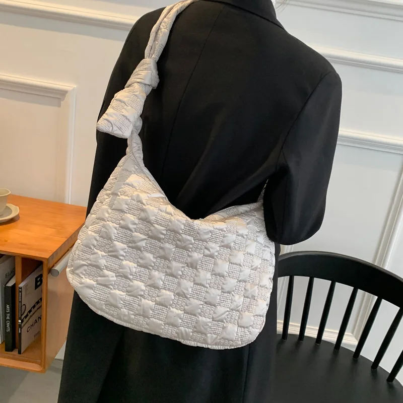 

Осенне-зимние трендовые хлопковые сумки на плечо для женщин, новая модная вместительная сумка-мессенджер, сумка-тоут, роскошные брендовые д...