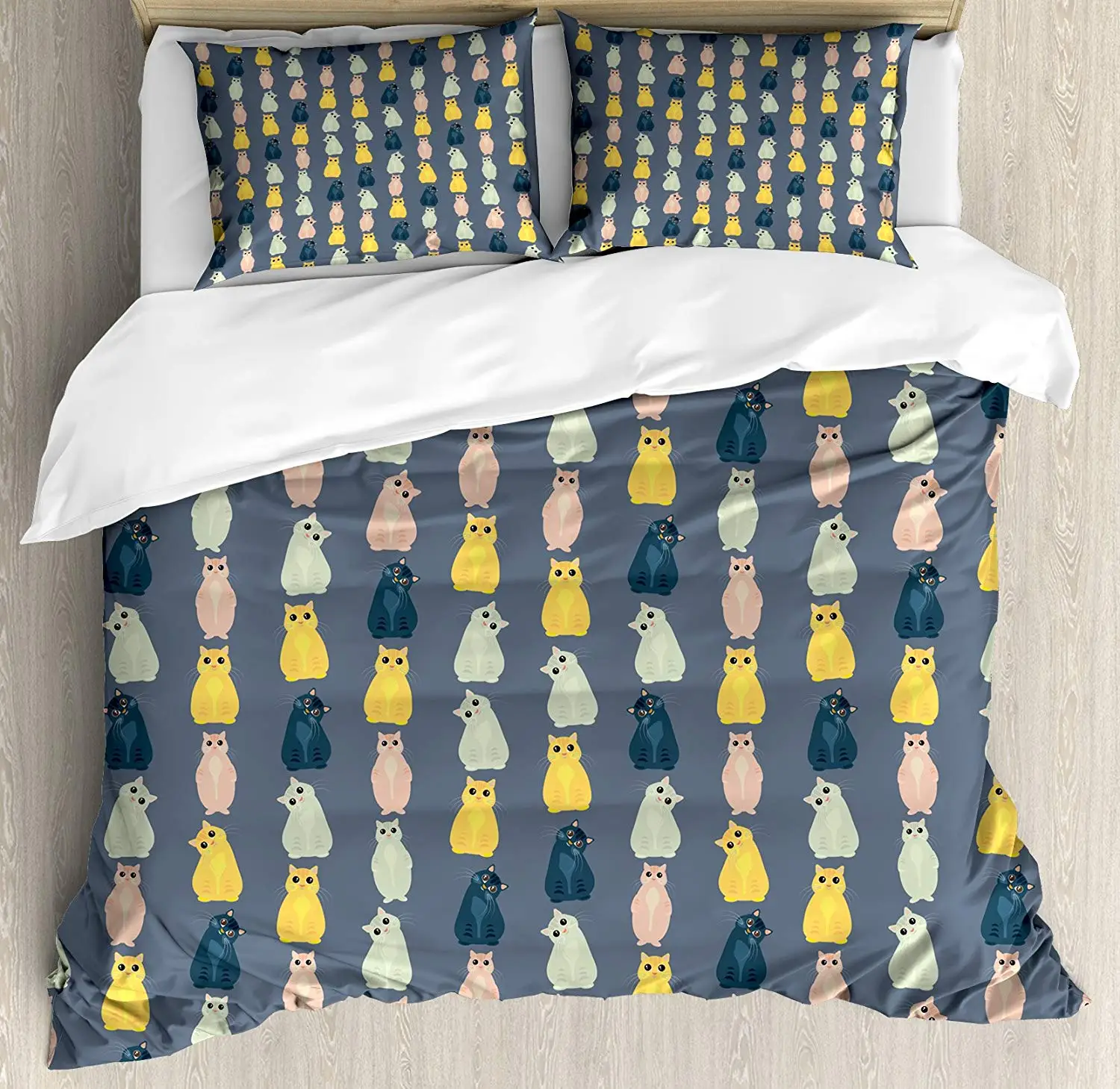 Комплект пододеяльников с изображением кошек красочный узор маленькими