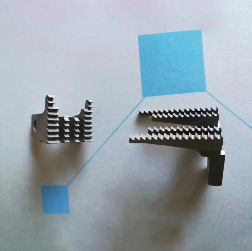 

68095 68096 Feed Dog For YAMATO Four Needles Six Threads Sewing Machine Parts Accessories