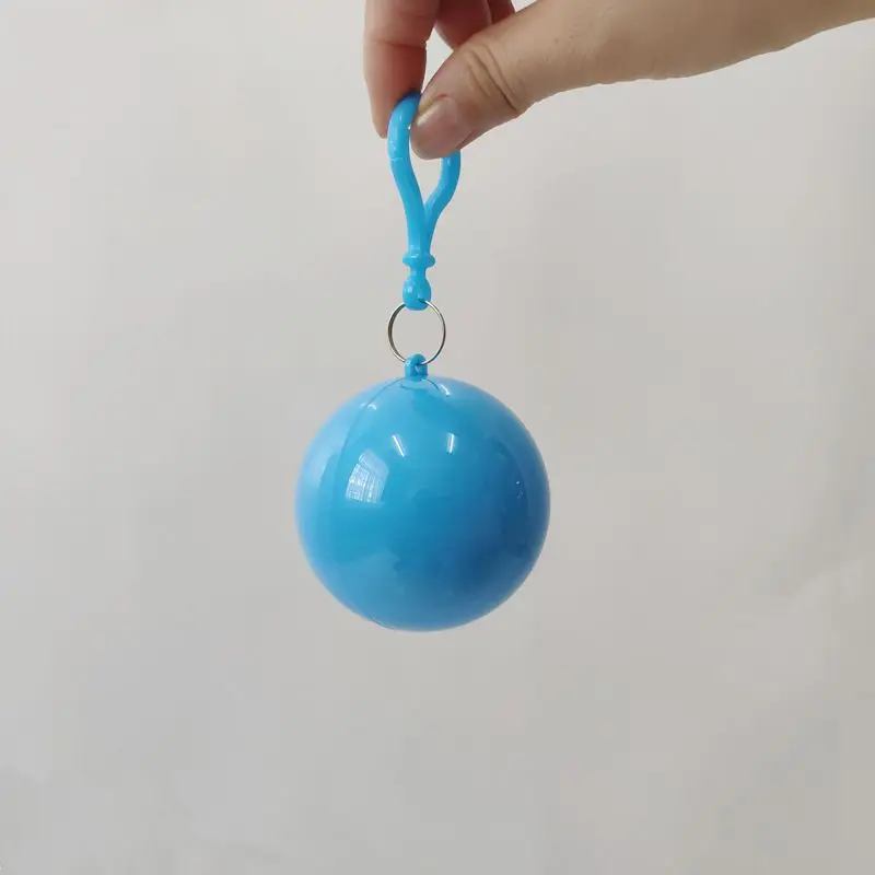 Портативное пластиковое одноразовое пончо на открытом воздухе аварийное