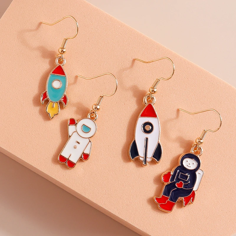 

4pcs Fashion Cute Enamel Rocket Astronaut Earrings Set For Women Girls Dangle Drop Earrings Trend Earrings Jewelry Set Gifts