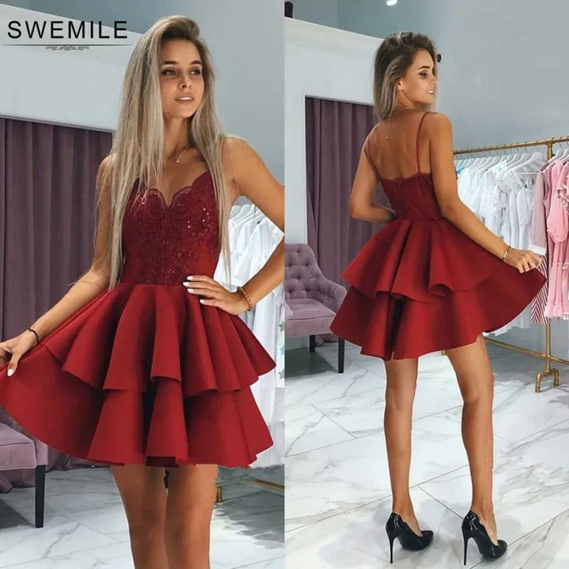 Платье SWEMILE бордовое кружевное многослойное короткие с открытой спинкой и