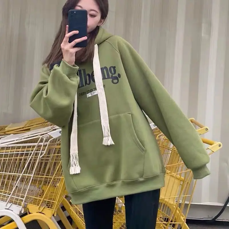 Женская толстовка с длинным рукавом капюшоном и надписью уличная одежда в стиле