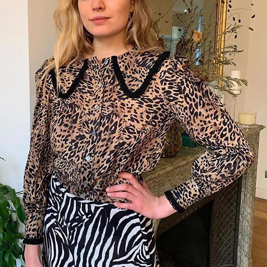 

Pirate Hippie Leopard Ruffles Blouse Woman Peter Pan Collar Long Sleeve Shirts Femme Casual Vintage Classic Chemise Tops 2021