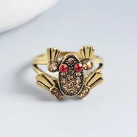 luxury ladies ring classic animal style ladies jewelry accessories personality golden frog shape ring beach party friend gifts