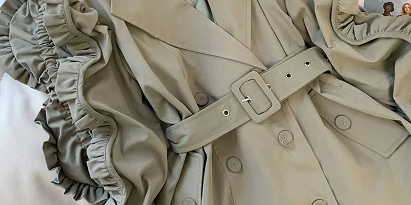 TWOTWINSTYLE корейский стиль лоскутные ветровки с оборками для женщин отворотом