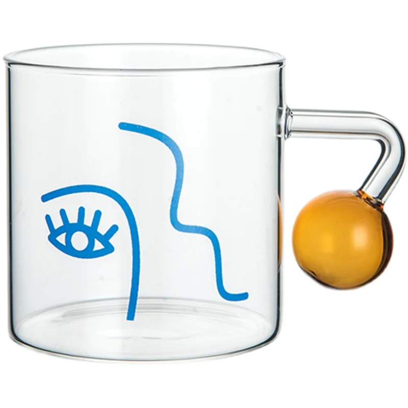 Стеклянная чашка в скандинавском стиле с термостойкой сферической ручкой