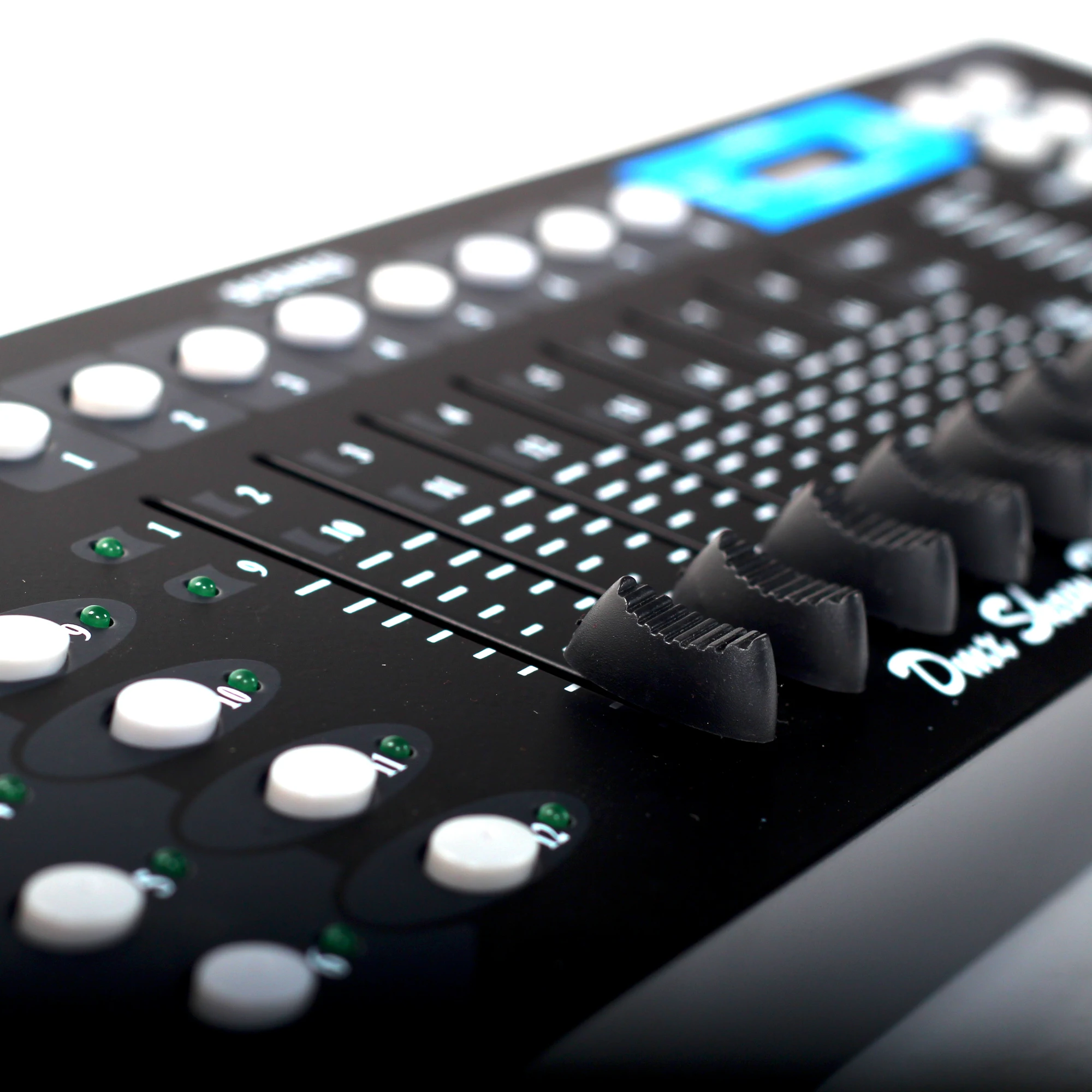 Бесплатная доставка НОВЫЙ 192 DMX контроллер оборудования для DJ 512 консоль сценического освещения для управления светодиодными прожекторами LED Par Moving Head.