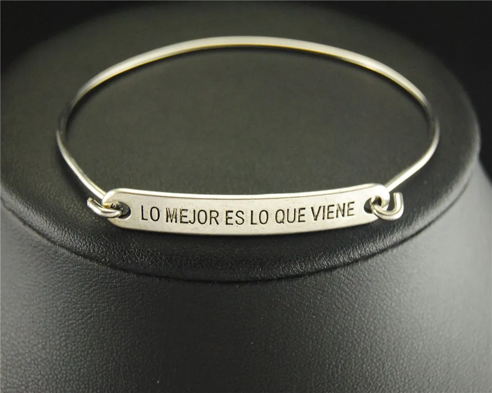 1 шт. Прямая поставка слова шармы Браслет-манжета для любимой матери папы подарок