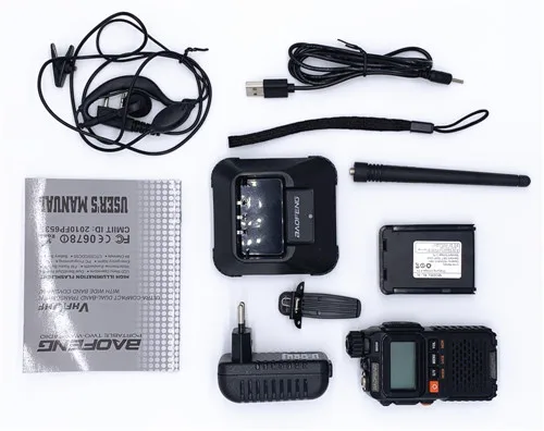 Baofeng двухстороннее радио UV-3R двухдиапазонный fm-передатчик UV3R рация портативная CB радио мини-радиоприемник беспроводной домофон - Цвет: Black without box