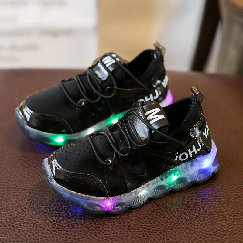 Детские кроссовки со светильник кой спортивсветильник для мальчиков и девочек