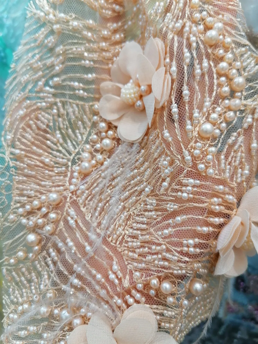 Супер высокое качество тяжелая работа ручной работы бисерные перья африканская