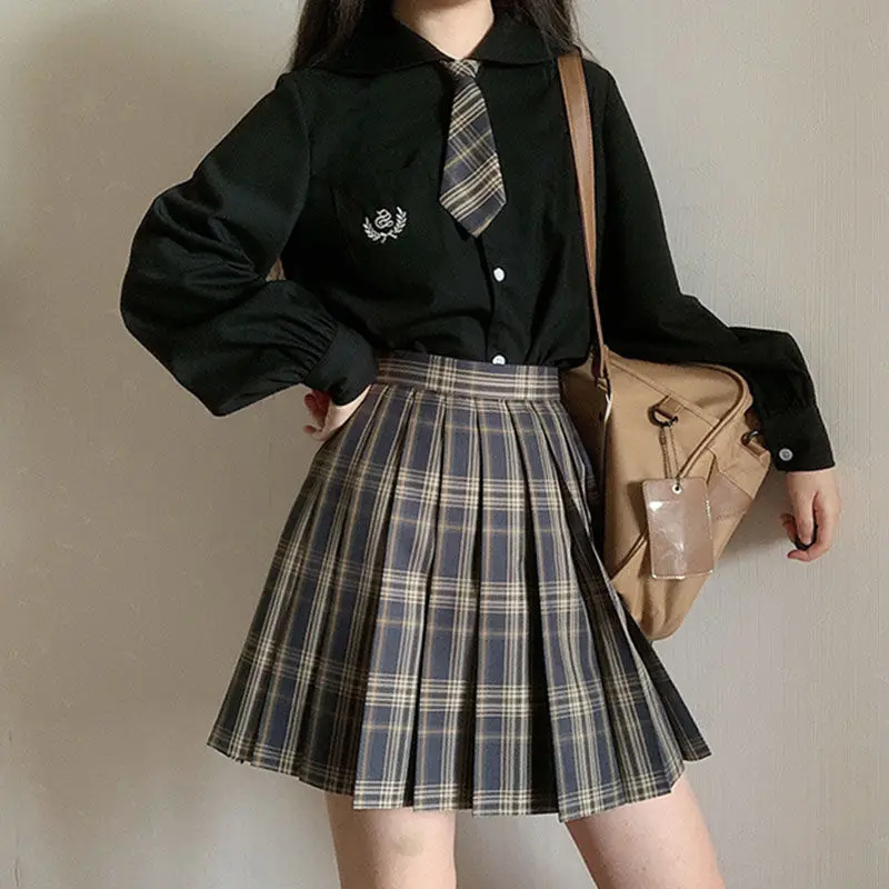 

Women Tops And Bloues Harajuku Vintage Simple Loose Gothic Black White Short Long Sleeve Turn Down Collar Shirt Blusas Elegantes