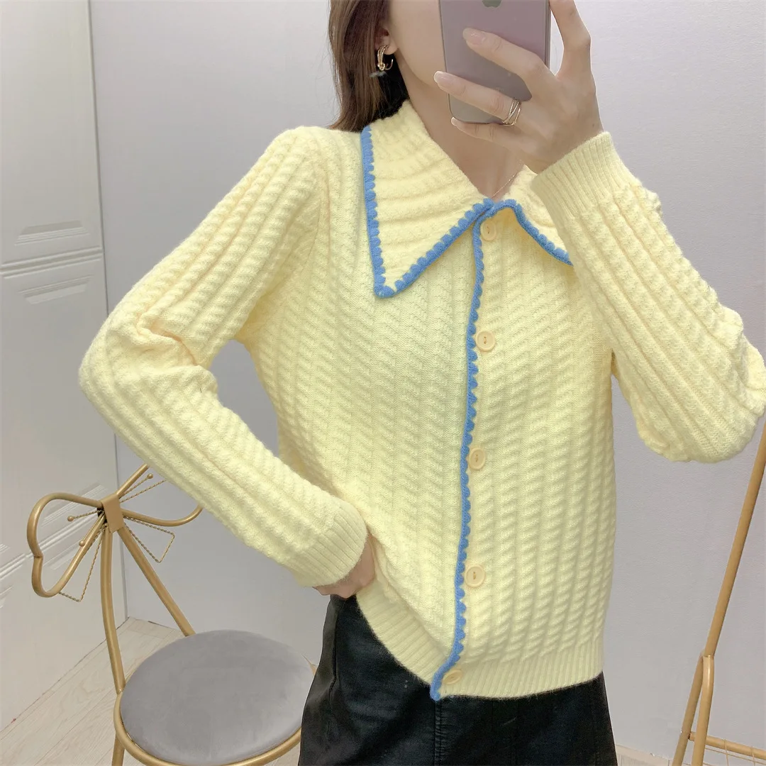 

Autumn new Elegant loose sweater cardigans coat female 2021 design long-sleeved knitted cardigan top vintage sweater Coat Full
