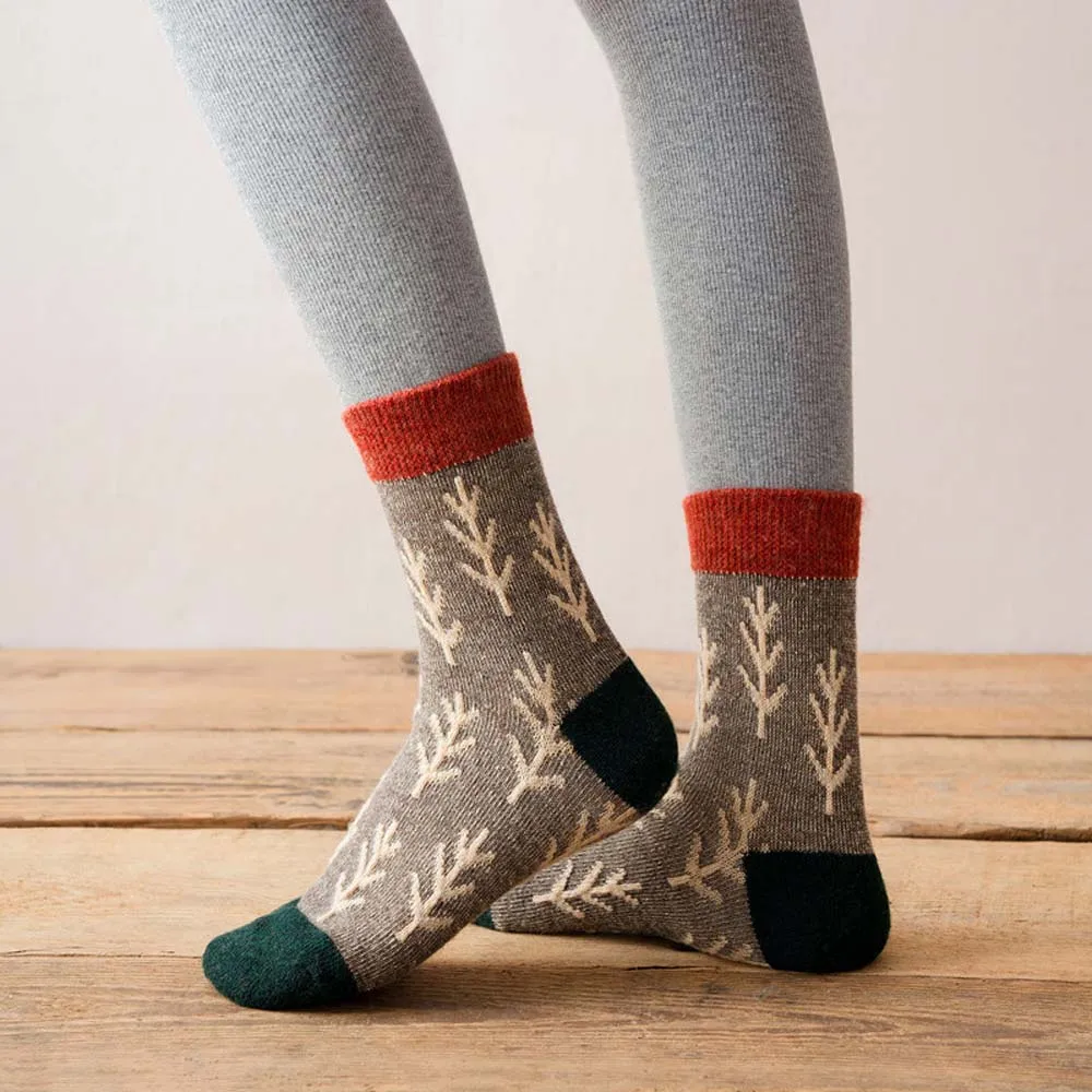 

Soft Girls Wild Casual Autumn Winter Knitted Wool Socks Tree Women's Socks