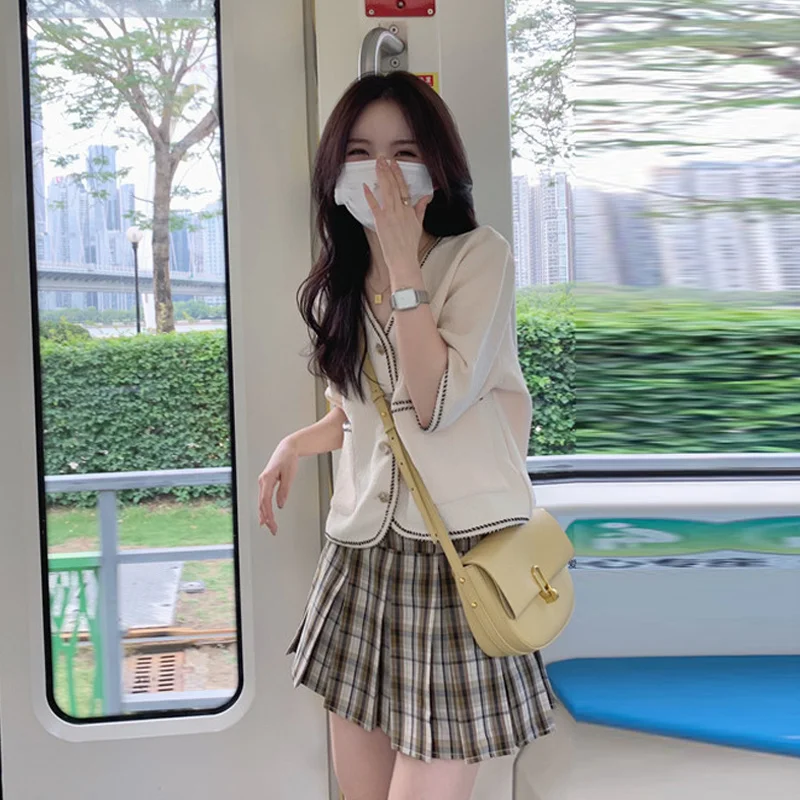 Рубашка женская с коротким рукавом и V-образным вырезом | Женская одежда