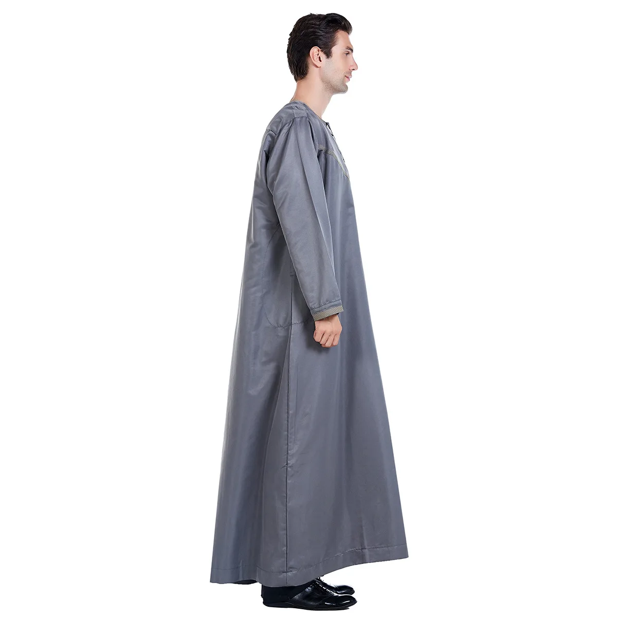 2021 New Muslim Men Jubba Thobe With Pendant Long Sleeve Round Neck Fashion Casual Robes Islamic Arabic Kaftan Male Abaya S-XXXL