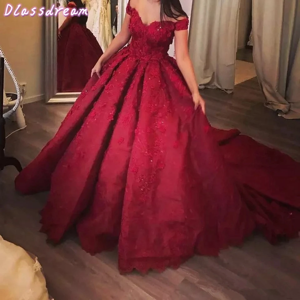 

Wine Red Evening Dresses Lace Appliques Shiny Sequin Prom Dress 2020 Elegant Off Shoulder Long Pageant Party Vestidos De Fiesta
