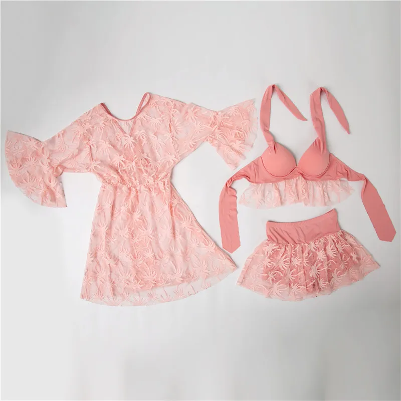 

Three-piece Set Women 2021 Sexy Hollow Bandage Halter Swimsuit Deep V Split Swimwear With Mesh Smock Ruffle Bikini Female LR1444