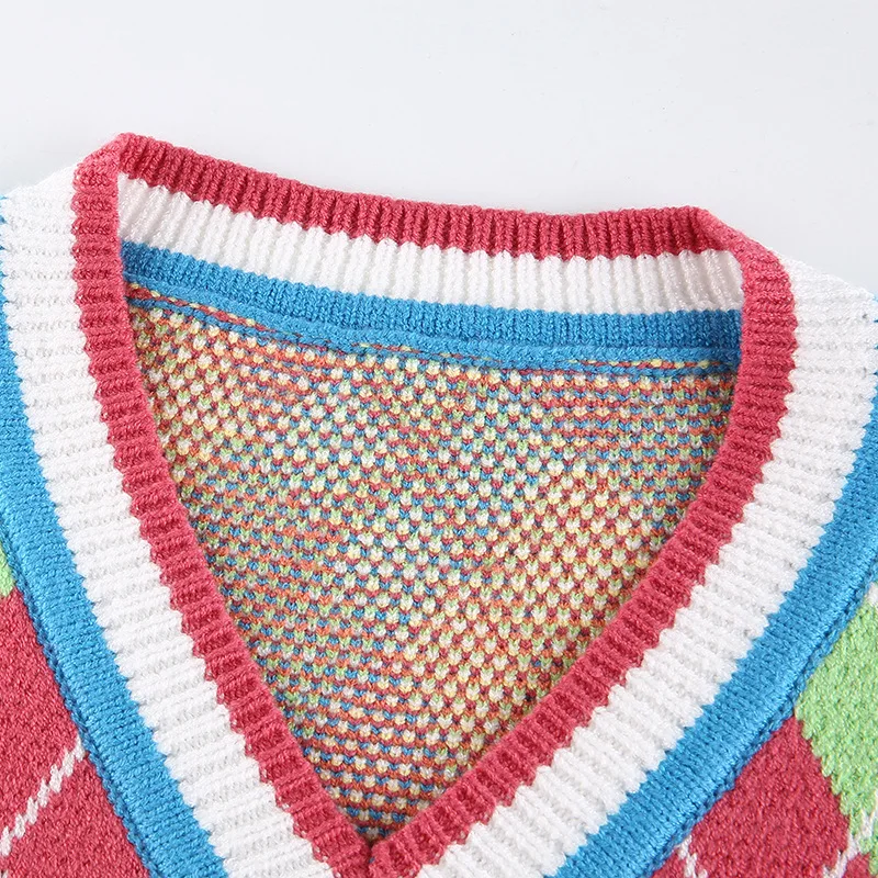 

V Neck Argyle Sweater Vest Women Tops Y2k Fashion England Preppy Style Loose Knitted Plaid Sweaters