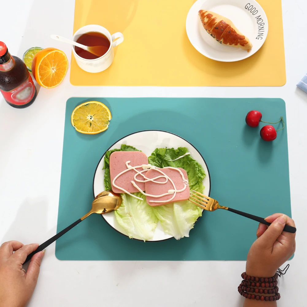 

Table Mat Silicone Table Waterproof Pad Non Slip Stain Placemat Nonstick Heat-Resistant for Kitchen Dinner Bar Hotel Dark Grey