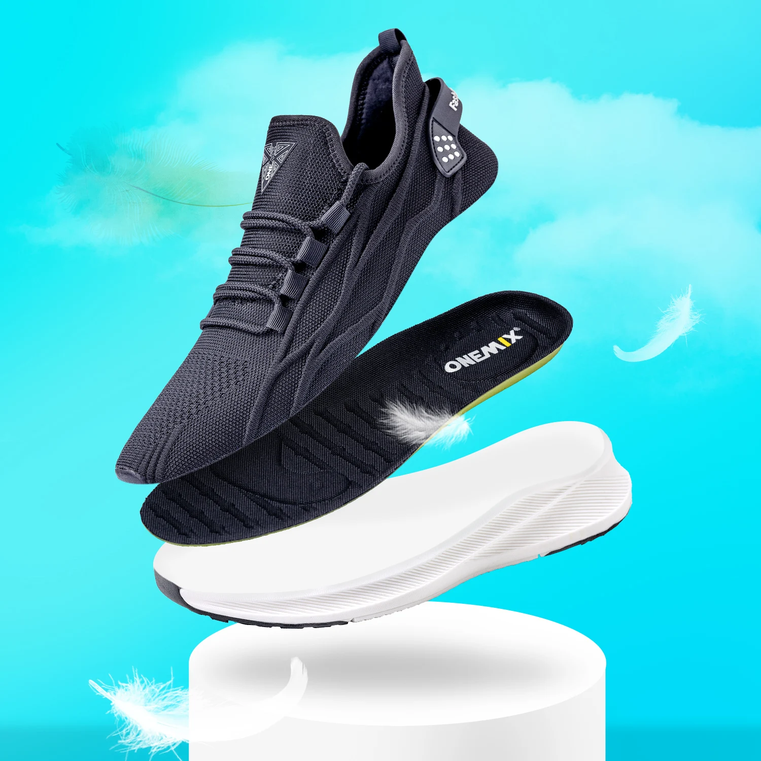 

ONEMIX Summer Breathable Mesh Running Shoes for Men Walking Sneakers Women Slip On Outdoor Sport Casual Couples Gym Mens Shoes