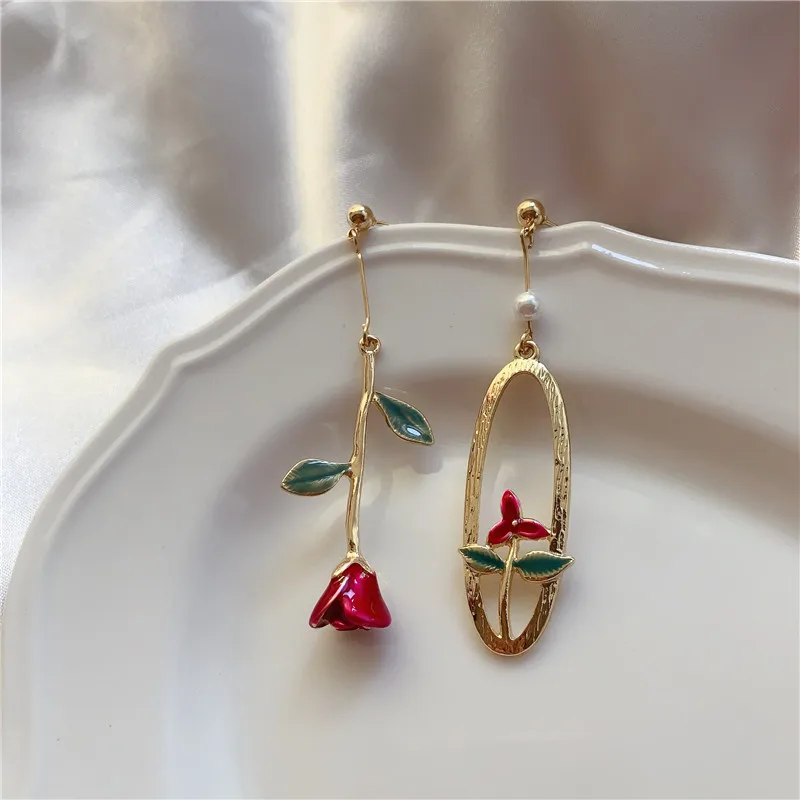 Женские французские серьги подвески AOMU асимметричные в стиле ретро с красной и