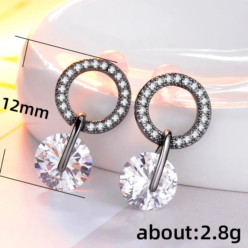 

Temperament Circle Round Zircon Stud Earrings Elegant White Crystal Women Earrings Bridal Jewelry Lover's Gifts