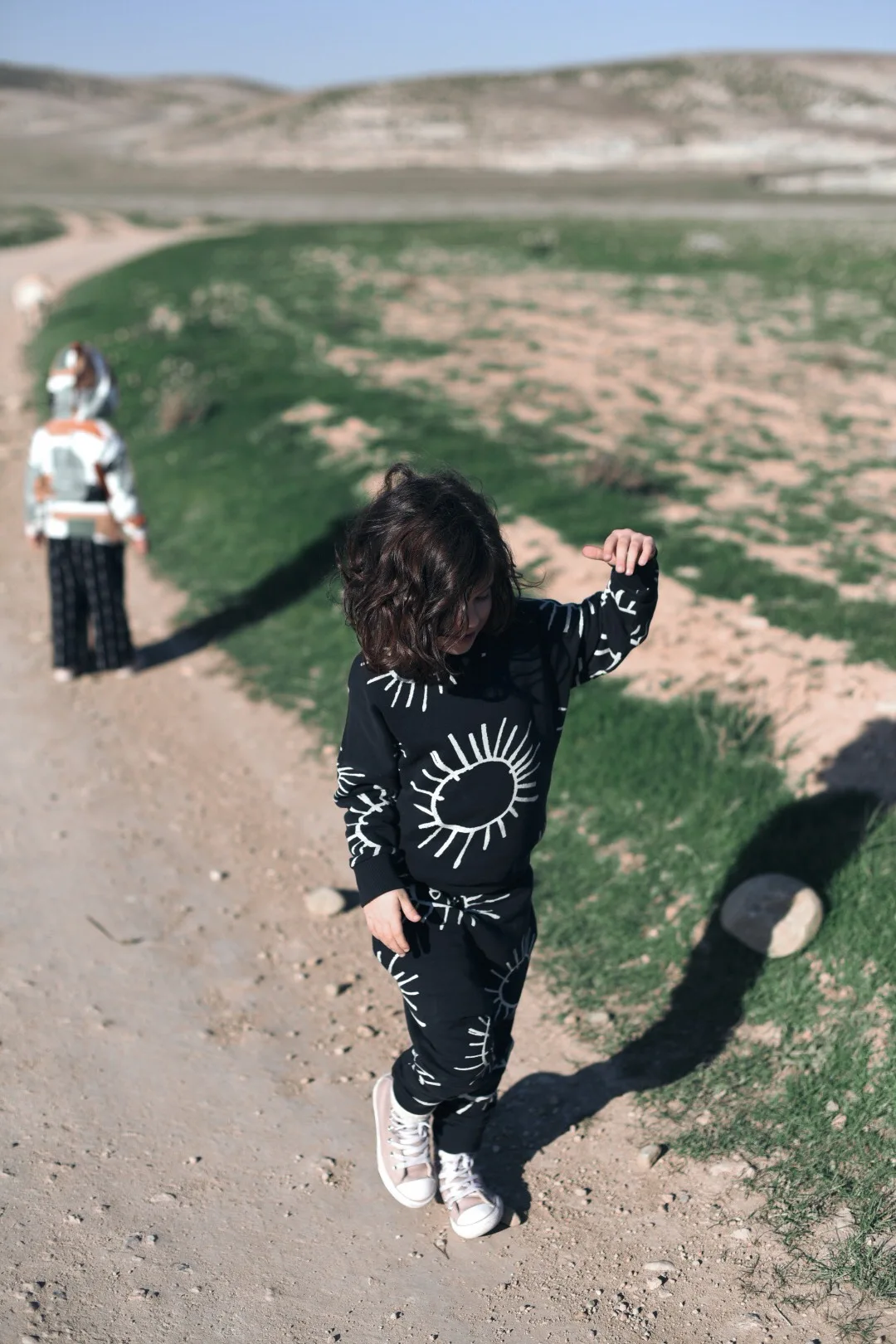 Осенняя детская одежда, толстовка с надписью «Little Man Happy» для маленьких девочек, штаны, Рождественский наряд на День Благодарения для девочек, одежда для маленьких мальчиков