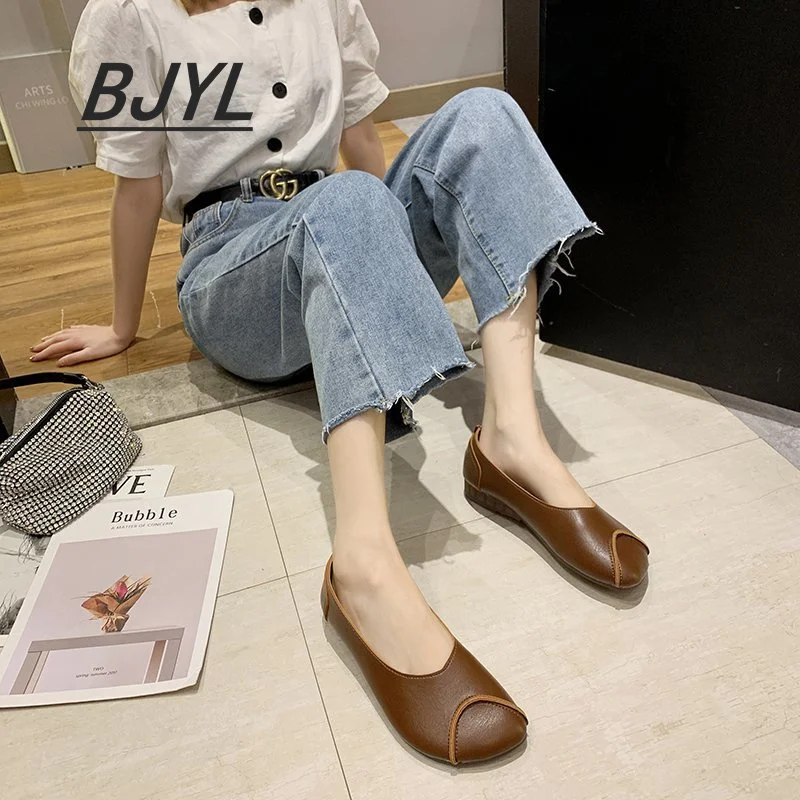 Женские туфли больших размеров удобные на мягкой подошве с широкой ногой для мам