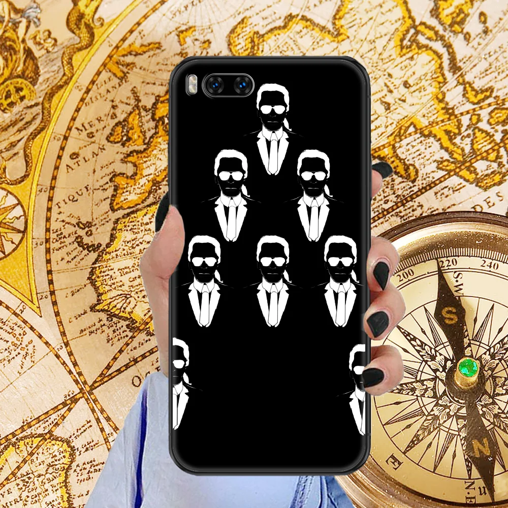 

Famous designer Lagerfelds Phone Case Cover Hull For iphone 5 5s se 2 6 6s 7 8 12 mini plus X XS XR 11 PRO MAX black fashion