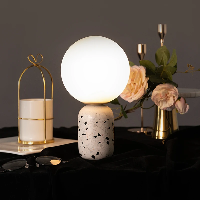 L&aacute;mpara de mesita de noche para dormitorio, decoraci&oacute;n creativa n&oacute;rdica, personalizada, luz nocturna, tendencias de decoraci&oacute;n del hogar-0