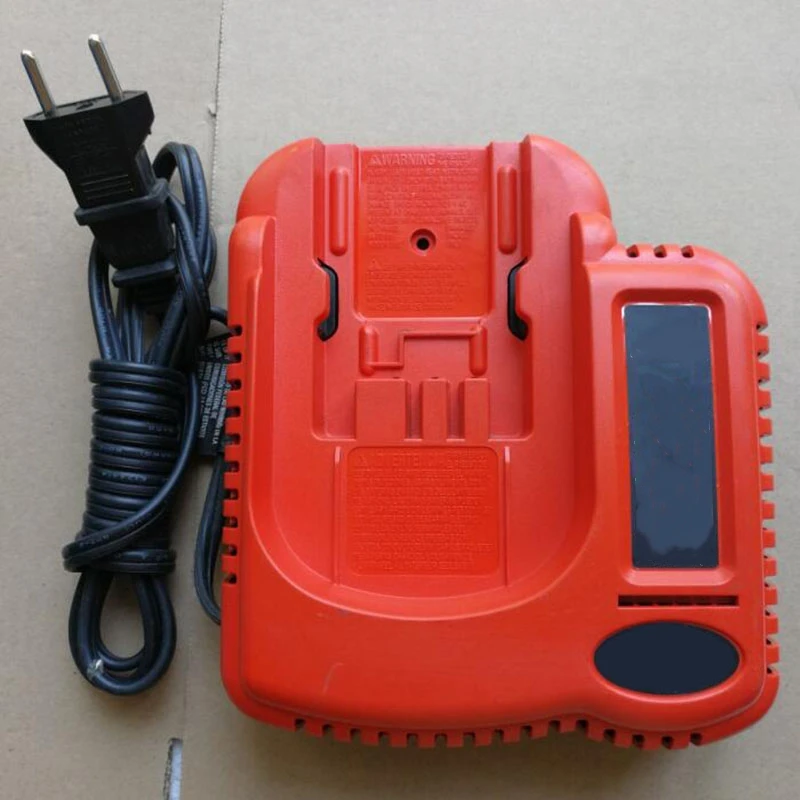 BDFC240 Тип 2 Оригинальное б/у устройство для зарядки аккумуляторов NI-CD Ni-MH Black Decker 9 6-24