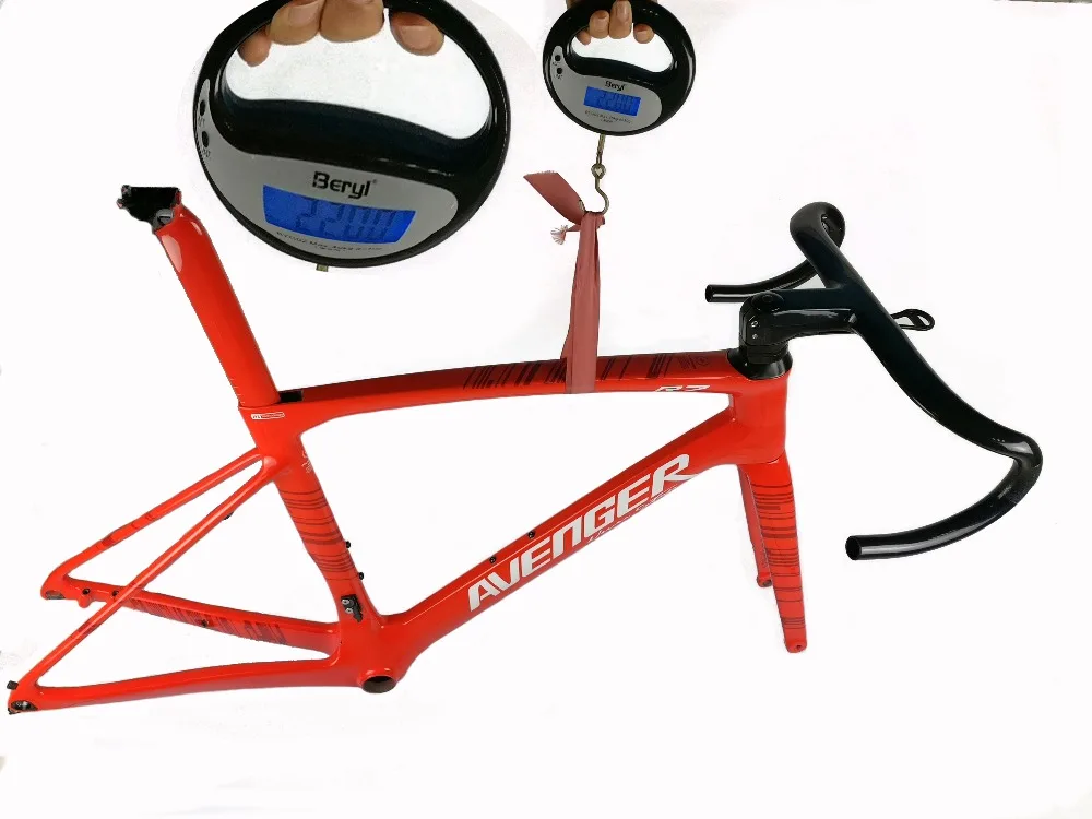 Carbon Road Bikes Di2 All Hidden Cable Disc Cycling Avenger R7 Frame Carbon Aero 49/52/54/56/58 Disc Brake UCI Carbon Frame