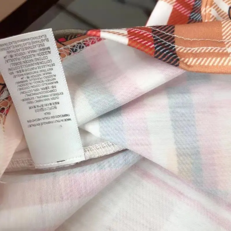 

Boys summer suit Western style 2021 new children's bear short-sleeved T-shirt casual plaid shorts two-piece trend