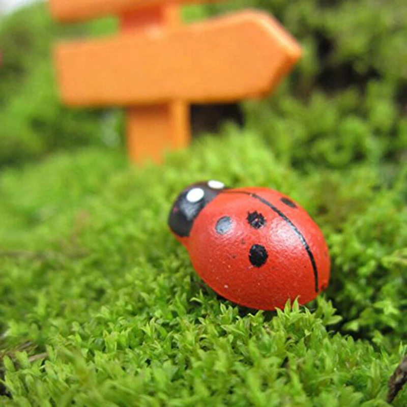 

100Pcs/Set Mini Ladybugs Garden Decor Cute Cartoon Insect Ladybug Mini Beetle Stickers Diy Micro Landscape Art Plant Decoration