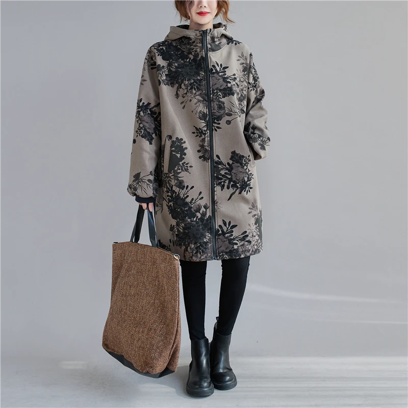 

Autumn Winter 2021 New Quality Ramie Maple Leaves Print Plush Thickening Retro Long Coat Large Women'S Casual Thin Trench