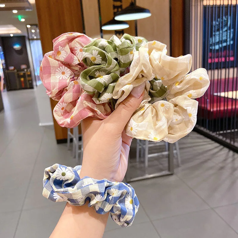 

2021 Summer Fashion Daisy Scrunchies Gum Hairband,Women Girls Printed Floral Elastic Hair Bands Headband,Ponytail Hair Accessory